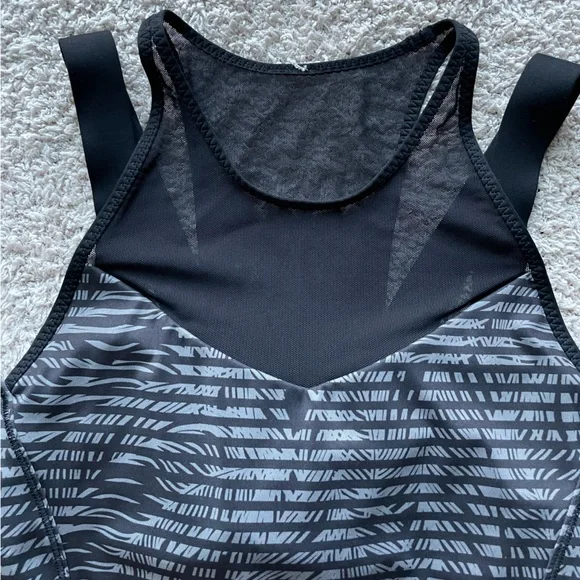 Lululemon Running In The City Tank Stripe Play Slate Black - Picture 8 of 9